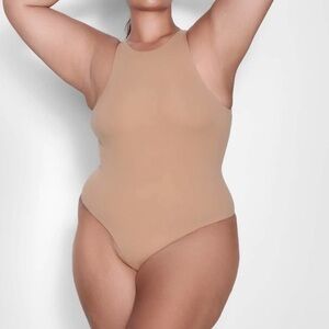 Skims Fits Everybody High Neck Bodysuit Clay Beige Color Size Small Women’s